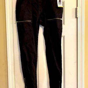 Black Joie Park Cargo Pants size 8/20.  Contemporary Fit